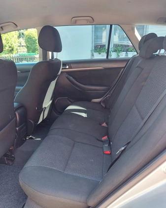 Toyota Avensis cena 8000 przebieg: 234837, rok produkcji 2006 z Międzyrzec Podlaski małe 172